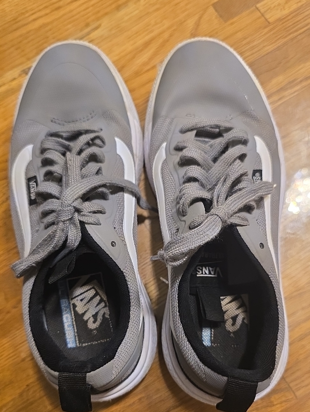 Vans Men’s / Women's Gray and White Low-Top Sneakers